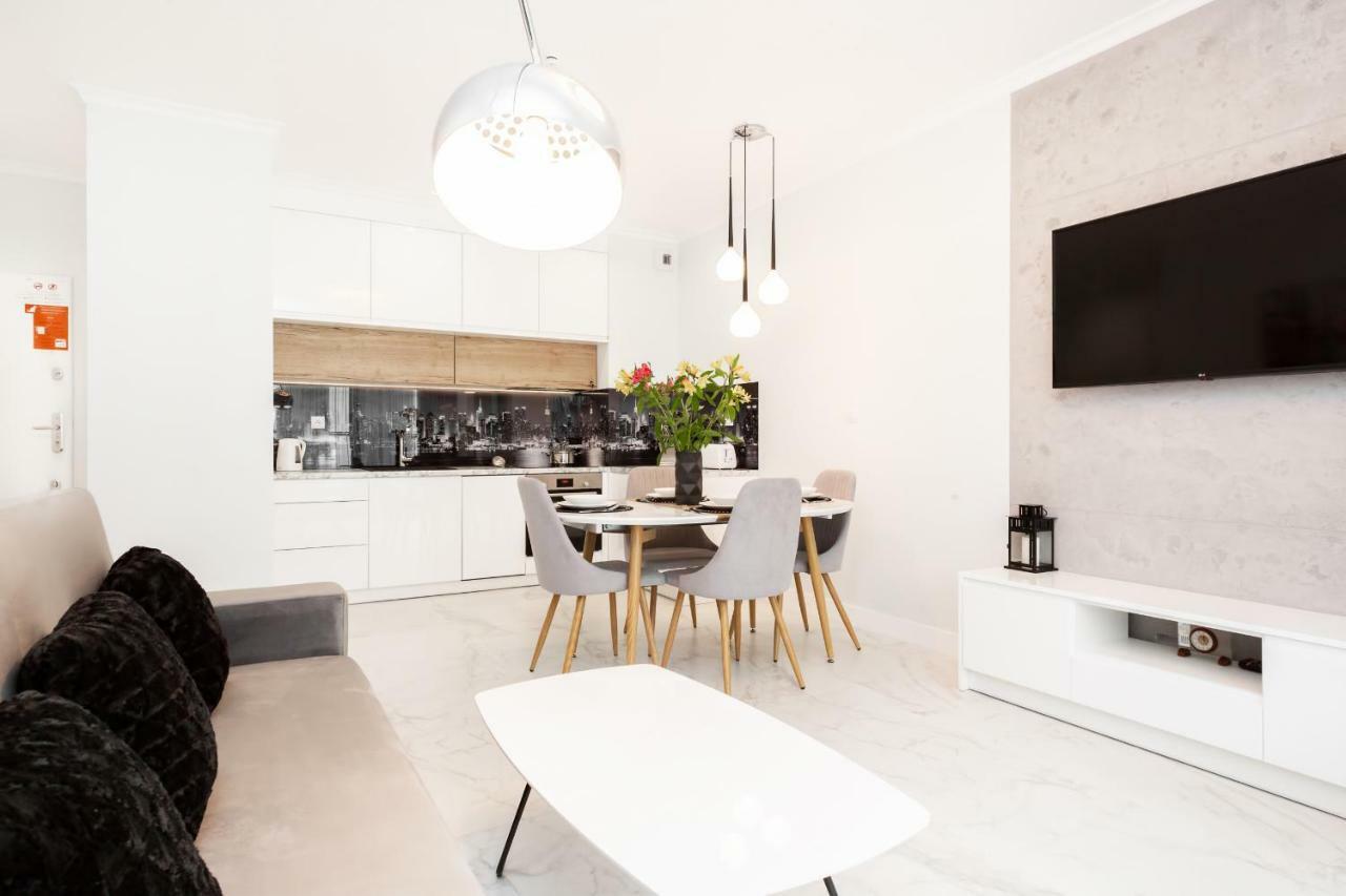Apartments Warsaw Dzielna By Noclegi Renters Extérieur photo