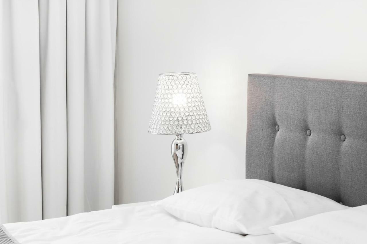 Apartments Warsaw Dzielna By Noclegi Renters Extérieur photo
