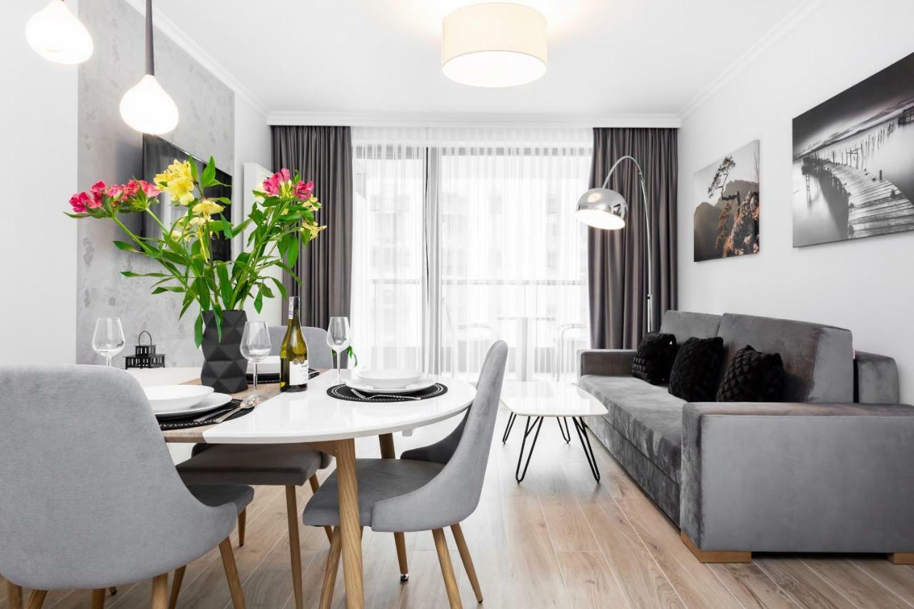 Apartments Warsaw Dzielna By Noclegi Renters Extérieur photo