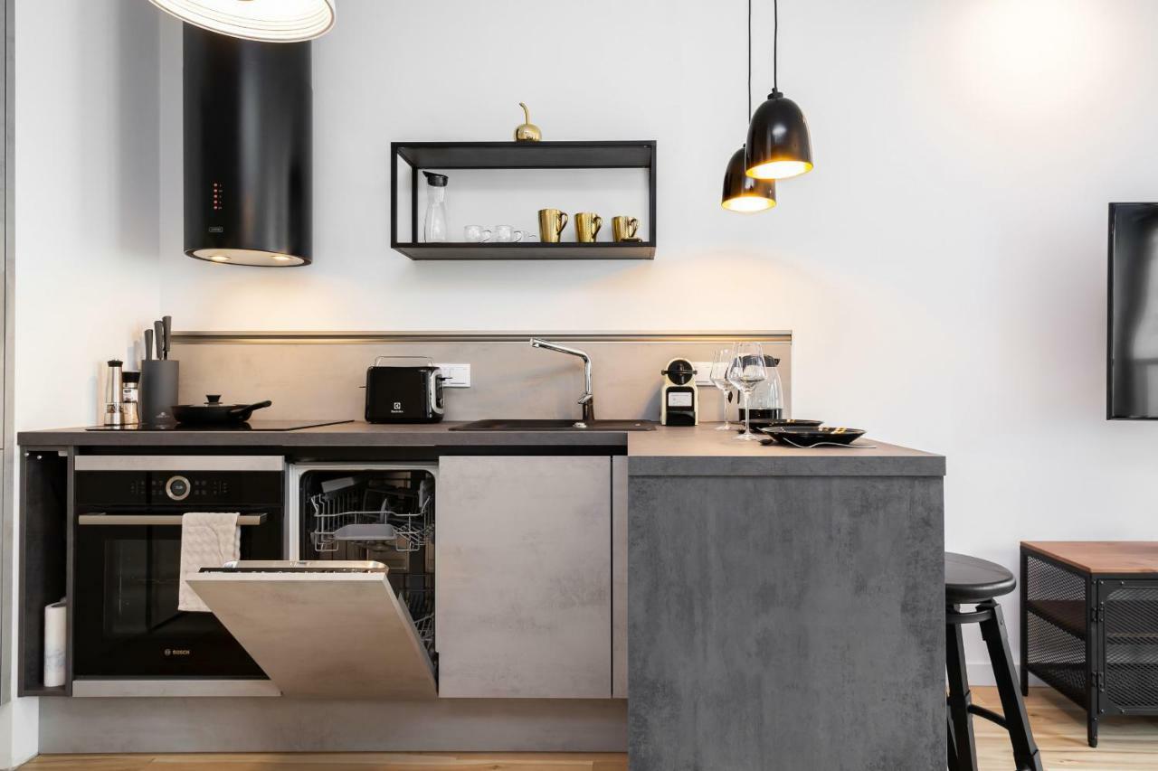 Apartments Warsaw Dzielna By Noclegi Renters Extérieur photo