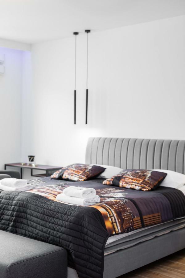 Apartments Warsaw Dzielna By Noclegi Renters Extérieur photo